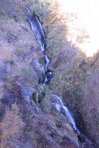 竜川支流の滝